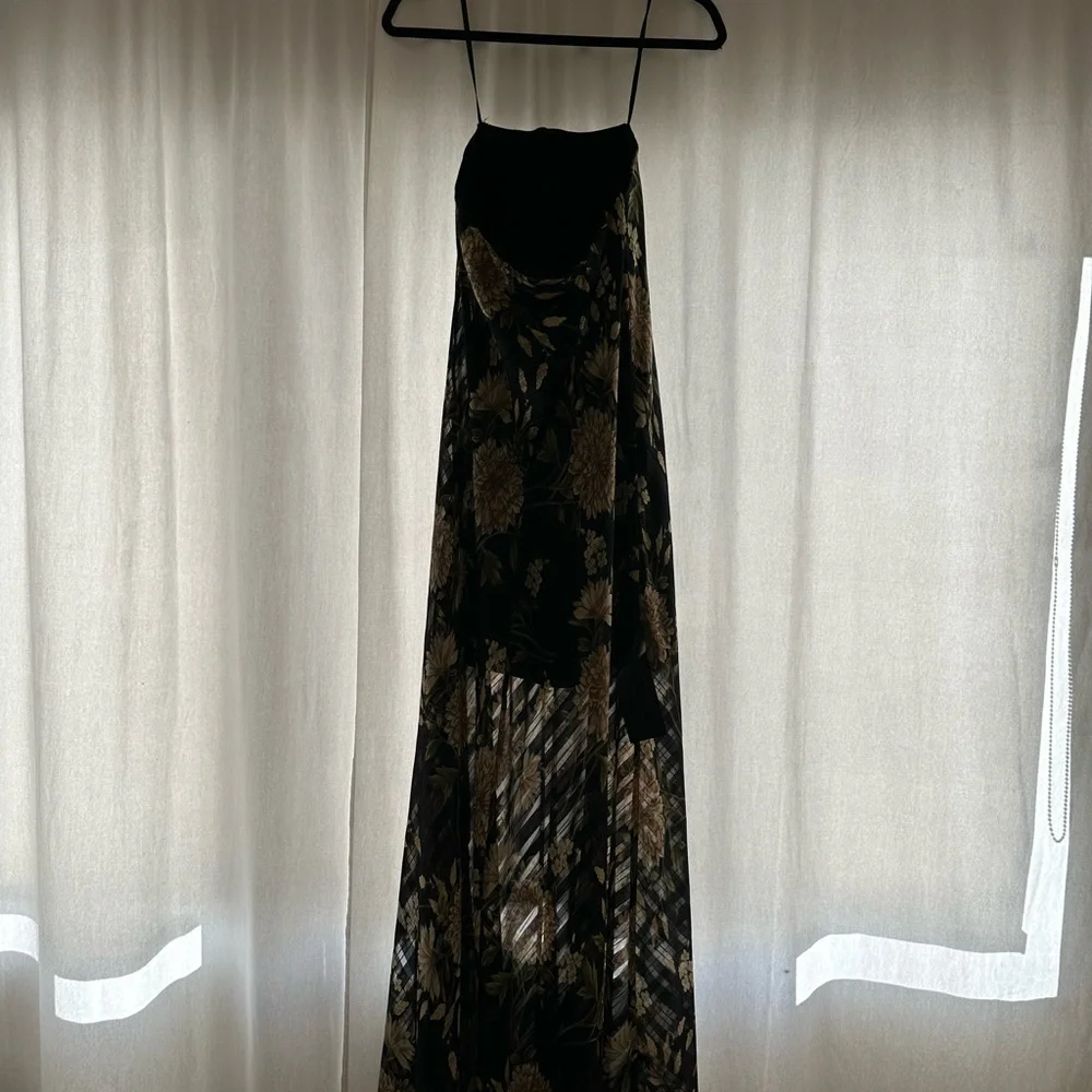 Bcbg strapless maxi gown. Black with green and gold large print. Size S fits S-M - Picture 3 of 7